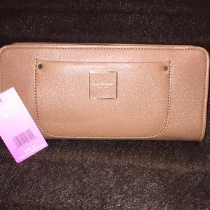 *BRAND NEW* Isaac Mizrahi clutch